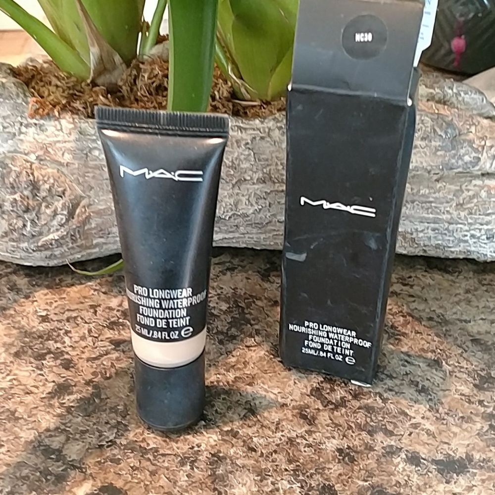 Mac foundation nc30